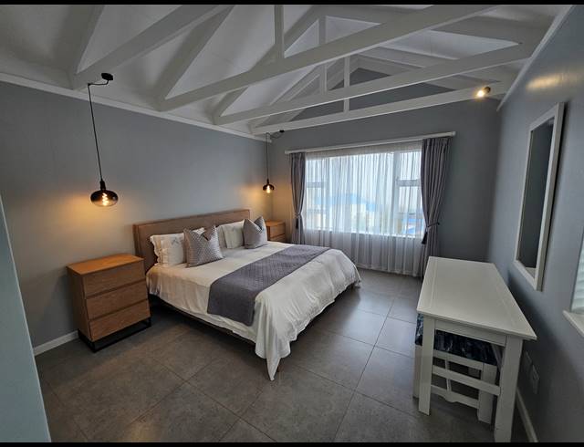 2 BEDROOM DUPLEX FOR SALE IN MOSSEL BAY CENTRAL